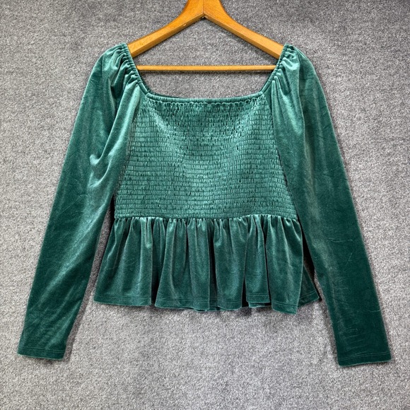 GAP Tops - Gap Top Womens L Petite Emerald Green Velvet Smocked Peplum Long Sleeve‎